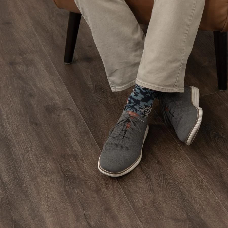 CALI Long-Board Vinyl Pro 6-Piece 9-in X 70.87-in Offshore Oak Luxury Vinyl Plank Flooring 7 CALI Long-Board Vinyl Pro 6-Piece 9-in X 70.87-in Offshore Oak Luxury Vinyl Plank Flooring - Image 5