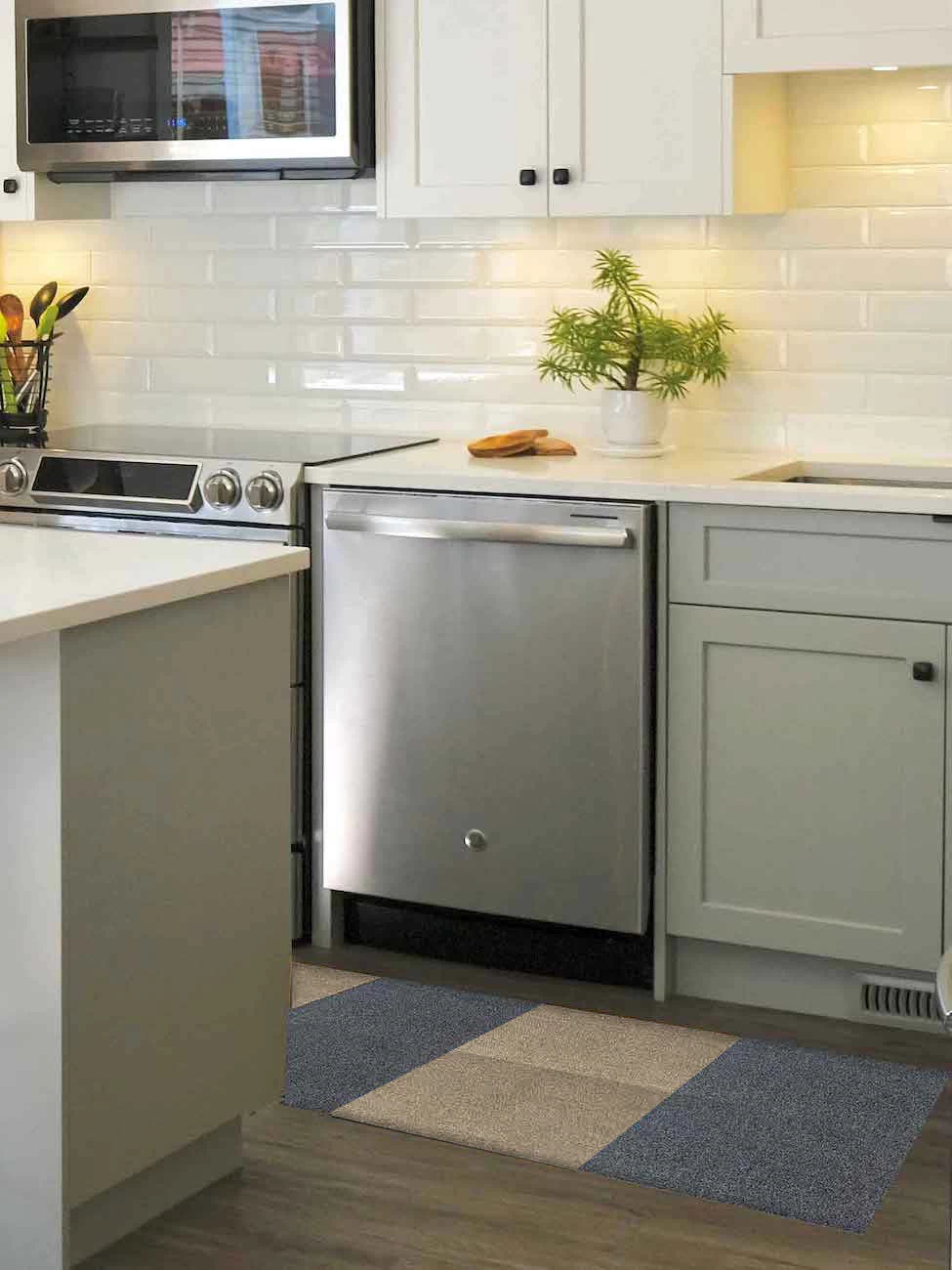 DIP Shade Carpet Tile Square 19.7 In. X 19.7 In. 16.2 Sq Ft/6 Pack 5 DIP Shade Carpet Tile Square 19.7 In. X 19.7 In. 16.2 Sq Ft/6 Pack - Image 3